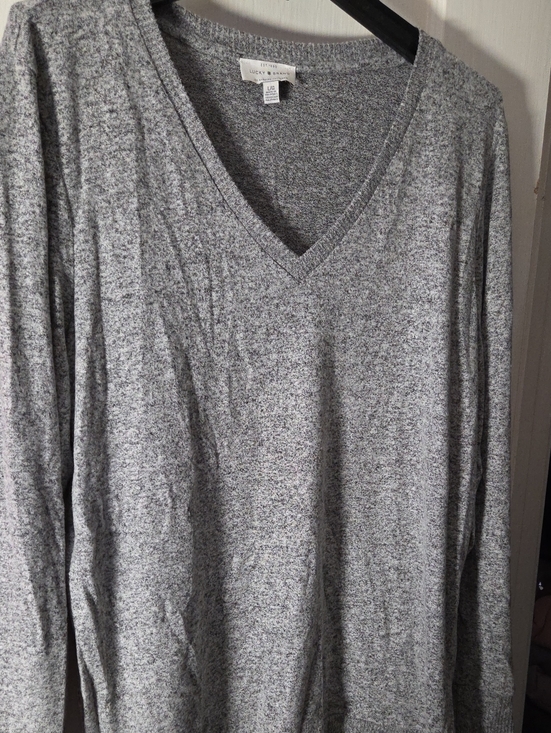 Lucky Brand Sweaters - Lucky Brand Heather Gray V-Neck Sweater